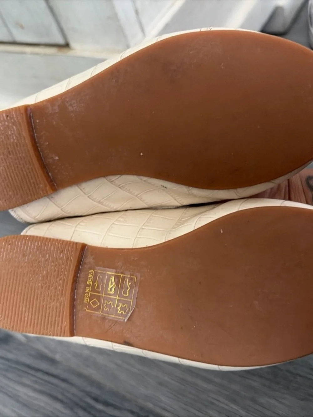 Kids Slip-On Dress Shoes in Cream
